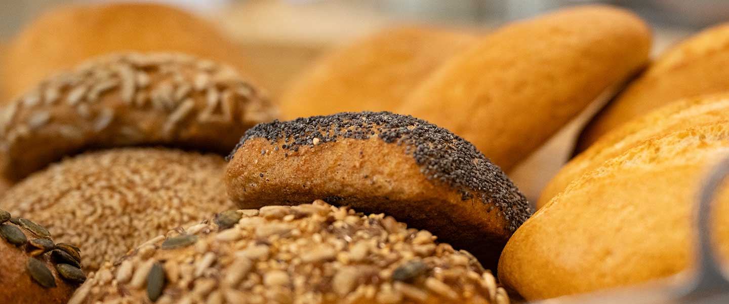 Brot und Brötchen im Naturkost Neue Wege - Ahnatal Weimar